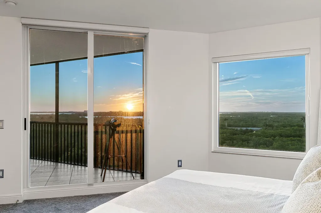 1065 Borghese Naples FL 34114