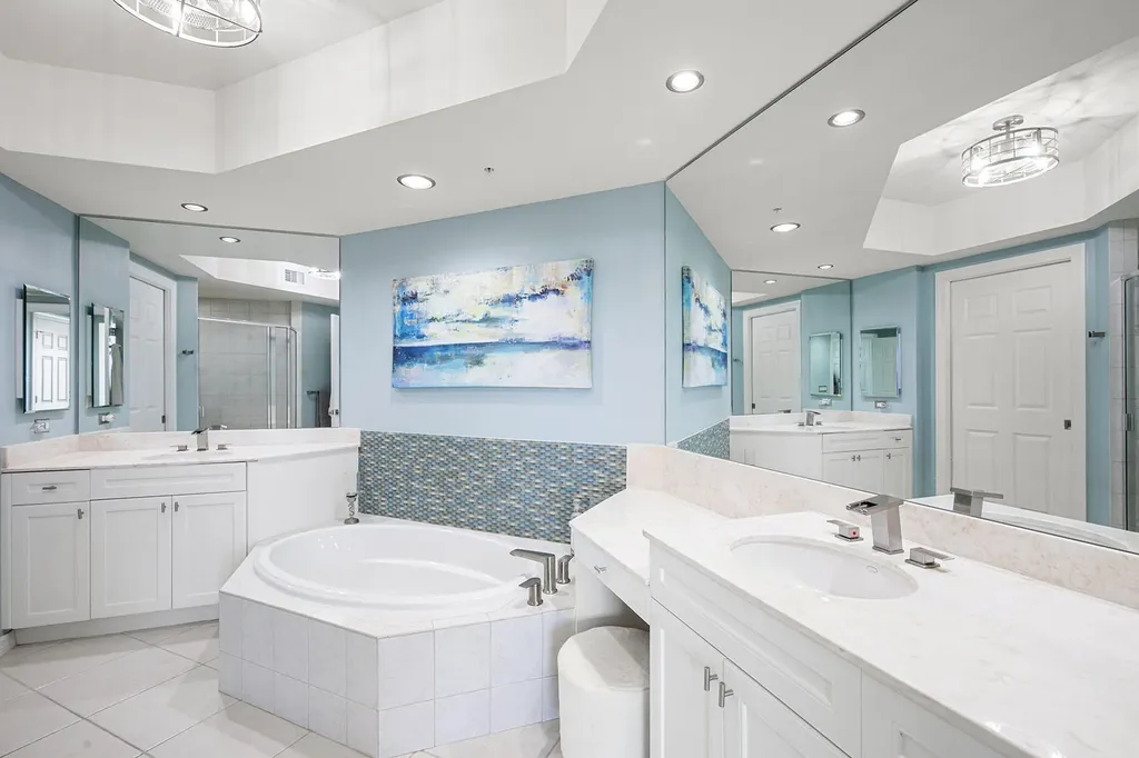 1065 Borghese Naples FL 34114