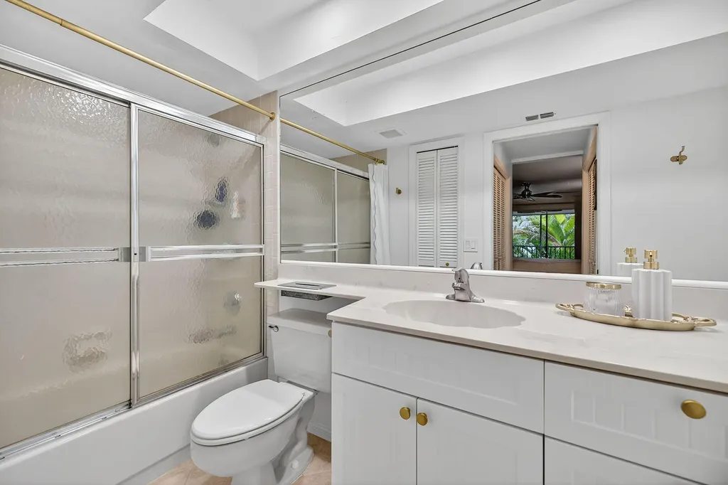 3136 Kings Lake Boulevard Naples FL 34112