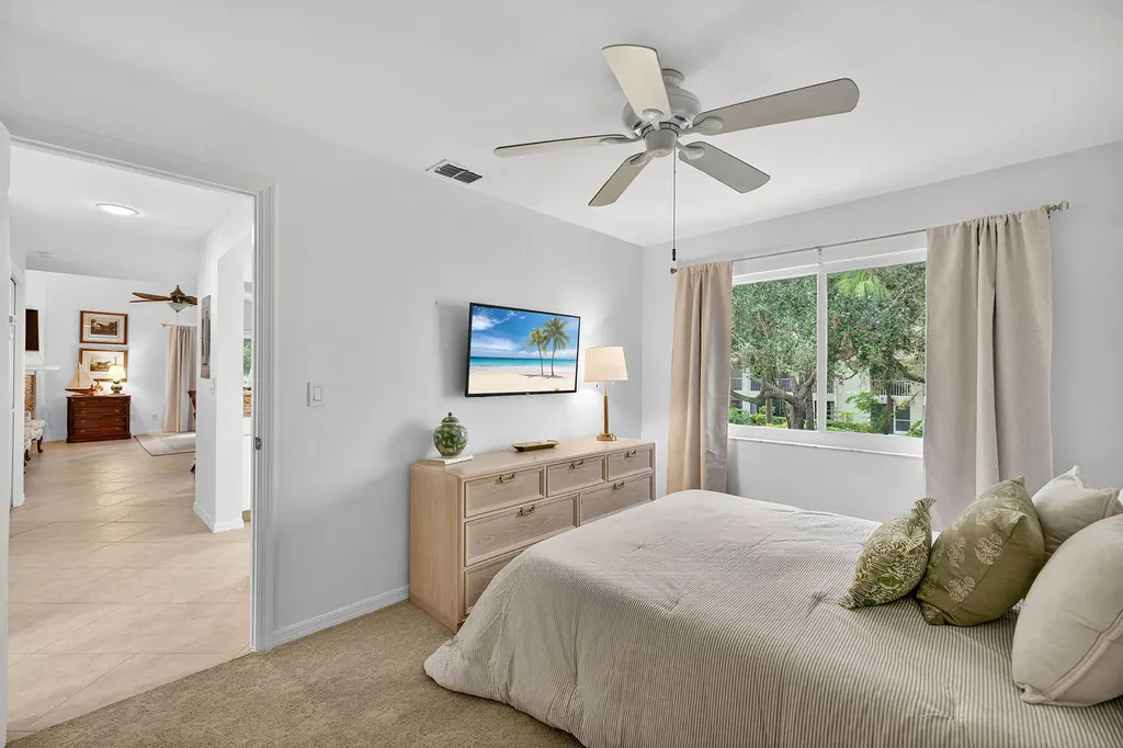 3136 Kings Lake Boulevard Naples FL 34112