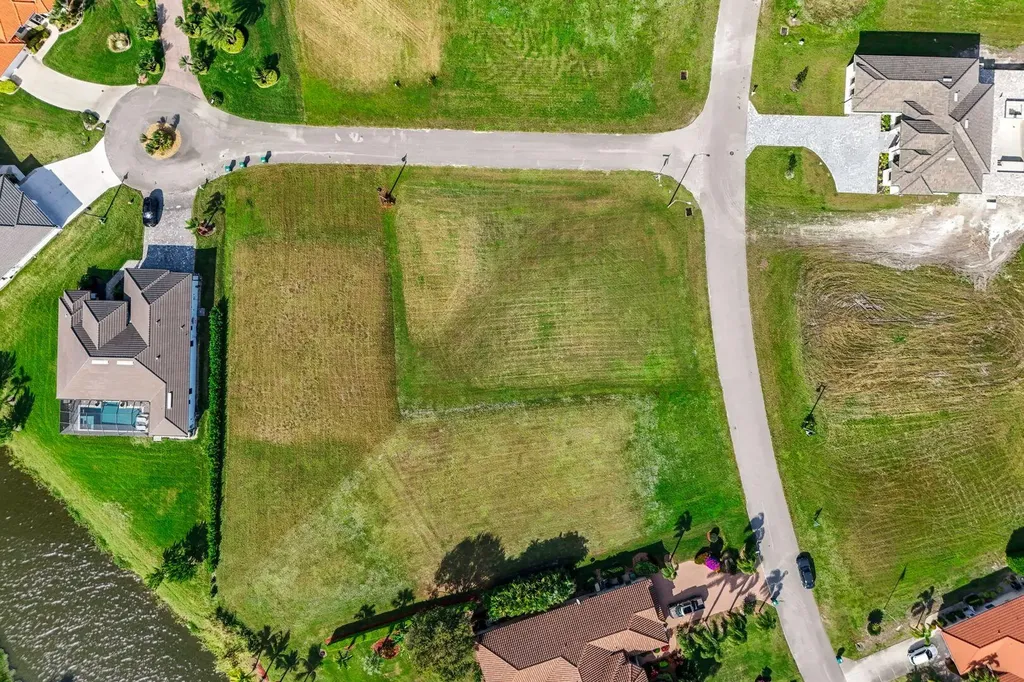 18373 Royal Hammock Boulevard Naples FL 34114