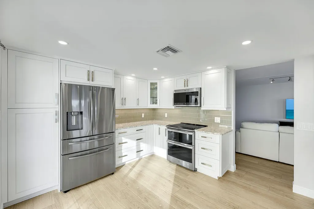 910 Panama Court Marco Island FL 34145