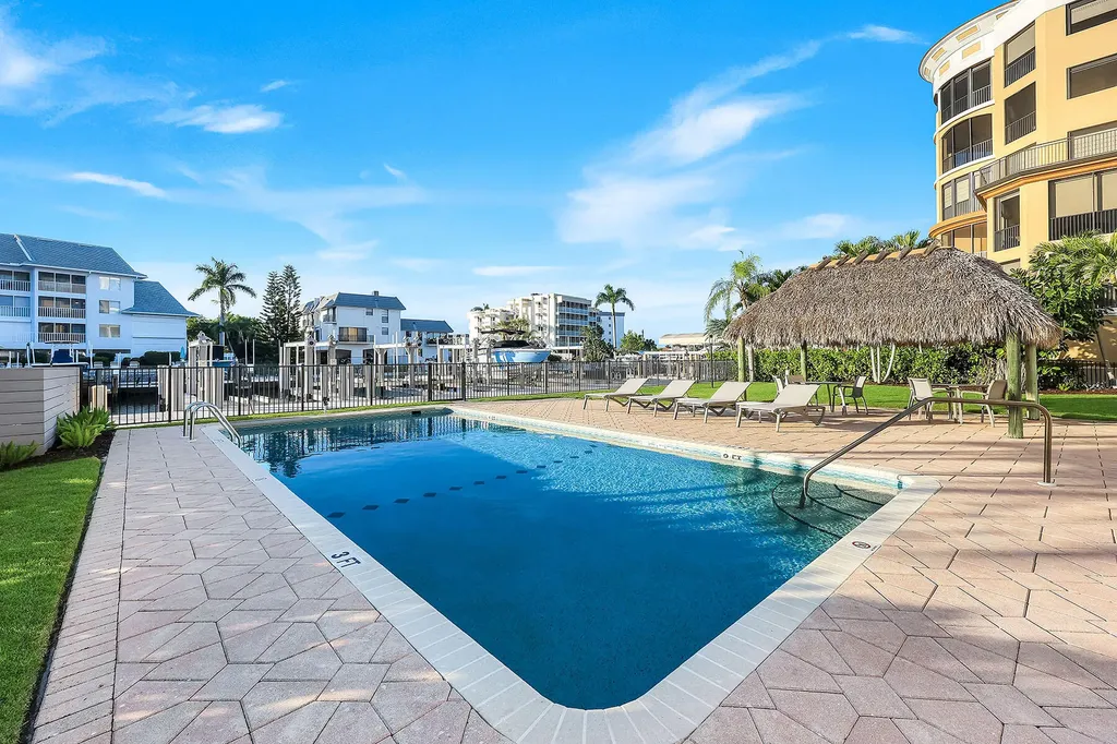 910 Panama Court Marco Island FL 34145