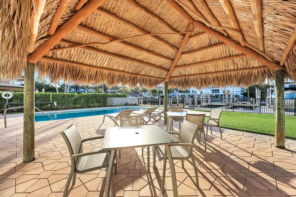 910 Panama Court Marco Island FL 34145