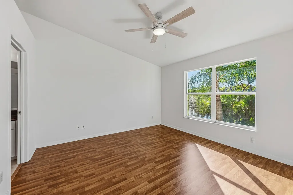 1378 Mainsail Drive Naples FL 34114