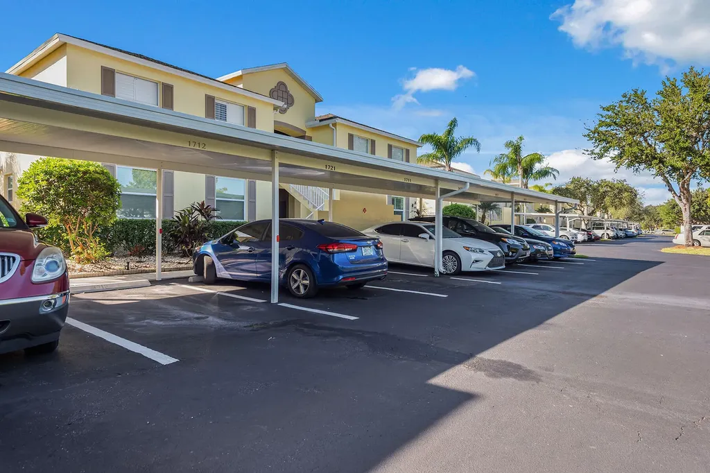 1378 Mainsail Drive Naples FL 34114