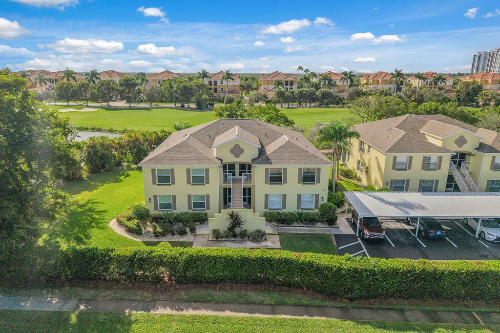 1378 Mainsail Drive Naples FL 34114