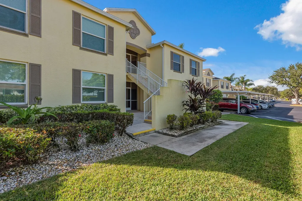 1378 Mainsail Drive Naples FL 34114