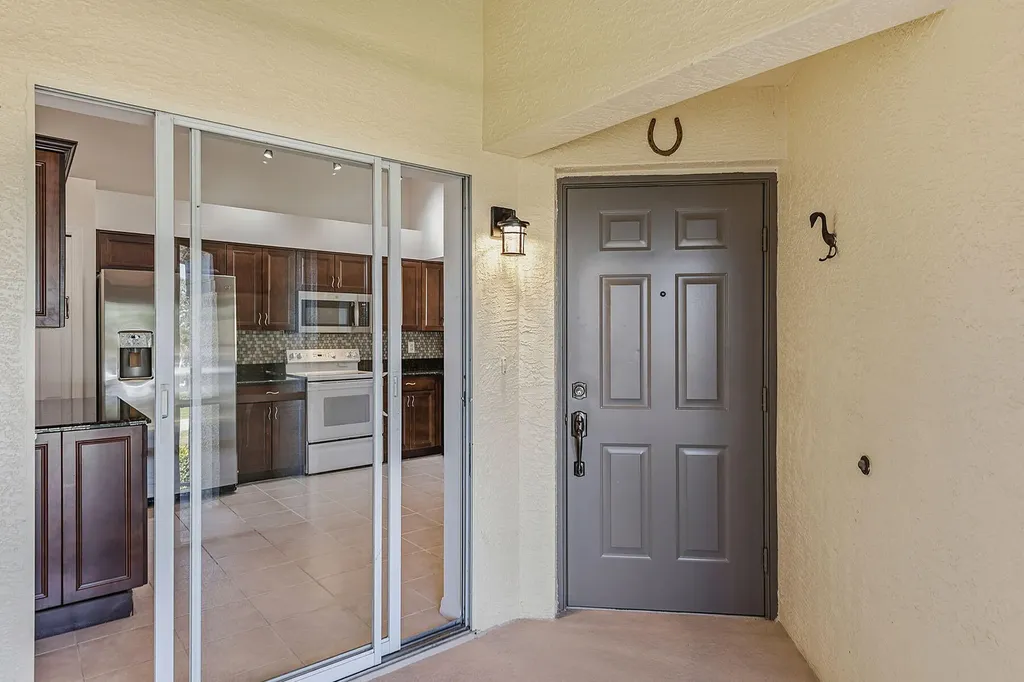 1378 Mainsail Drive Naples FL 34114