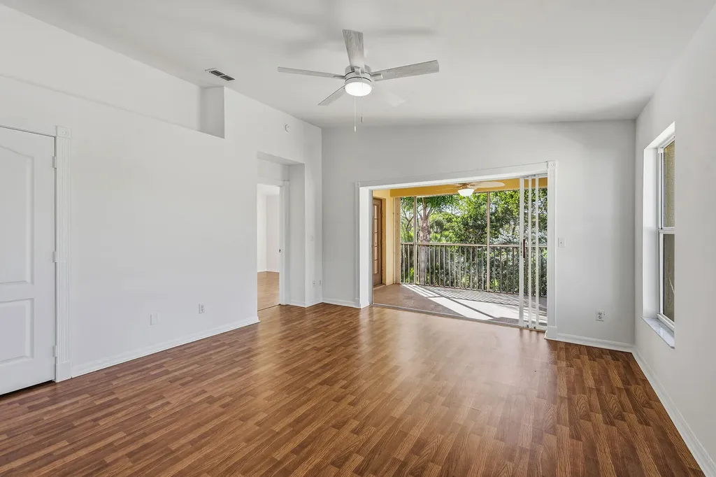 1378 Mainsail Drive Naples FL 34114