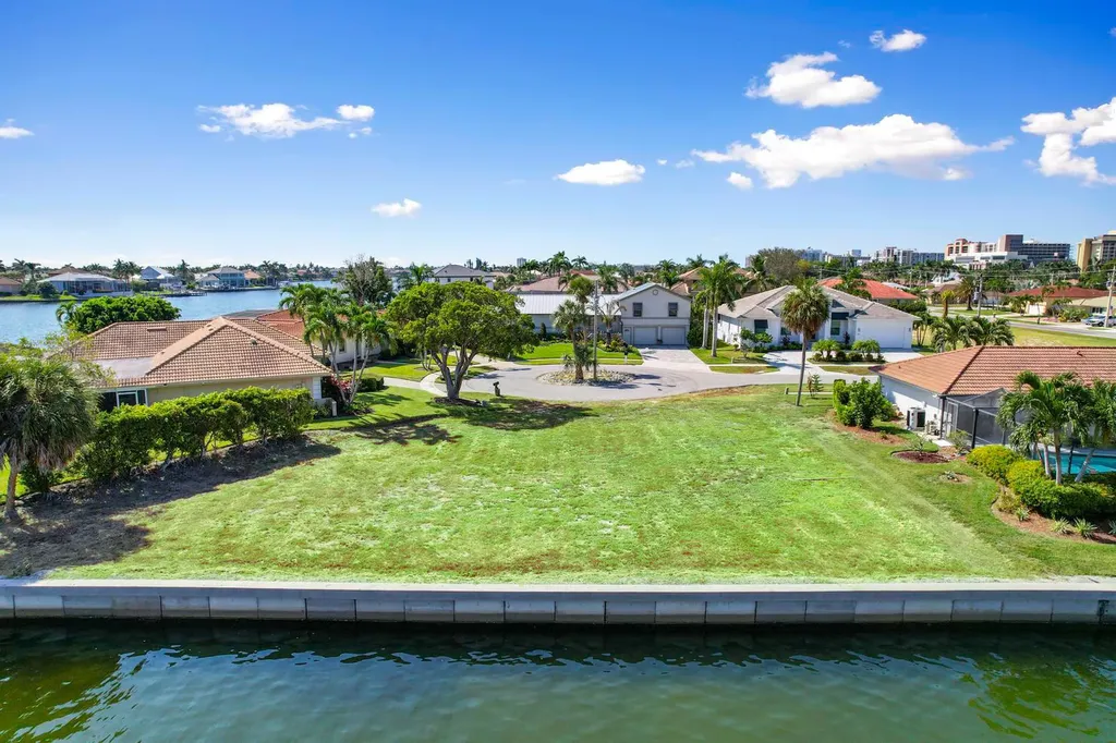 950 Plum Court Marco Island FL 34145