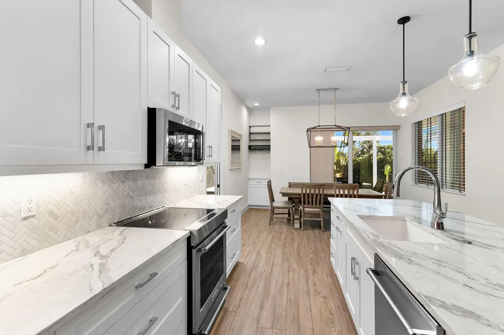 125 Delbrook Way Marco Island FL 34145