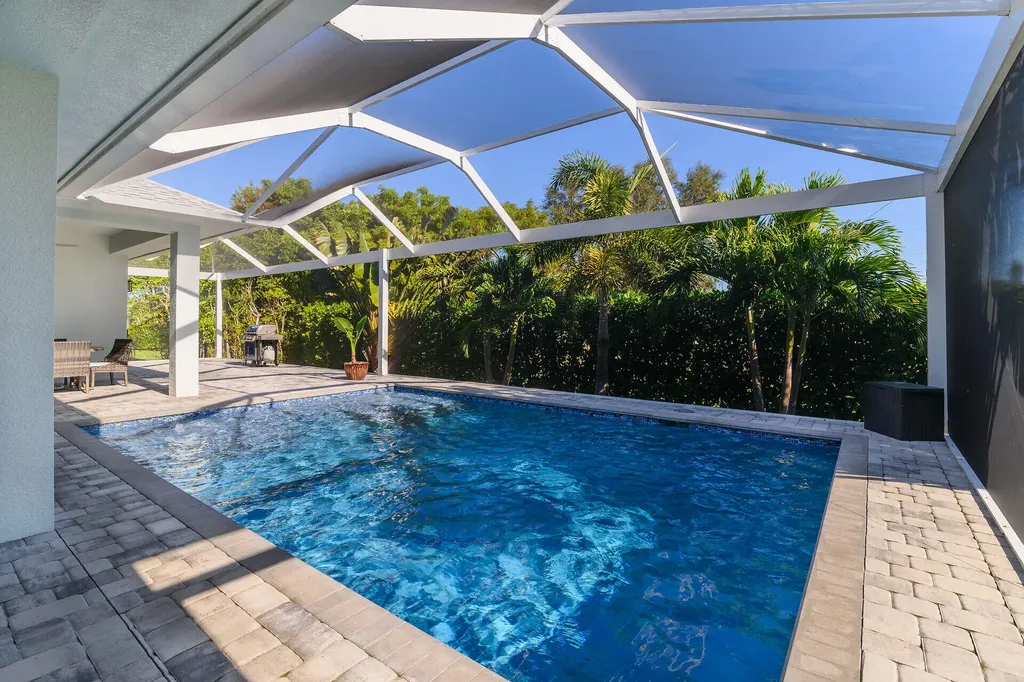 125 Delbrook Way Marco Island FL 34145