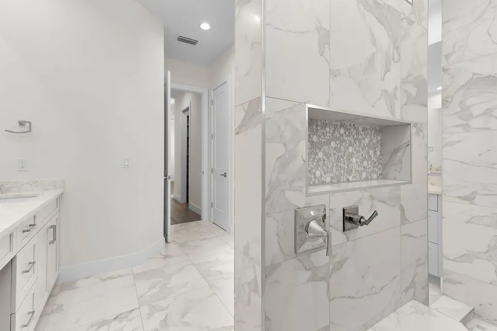 125 Delbrook Way Marco Island FL 34145