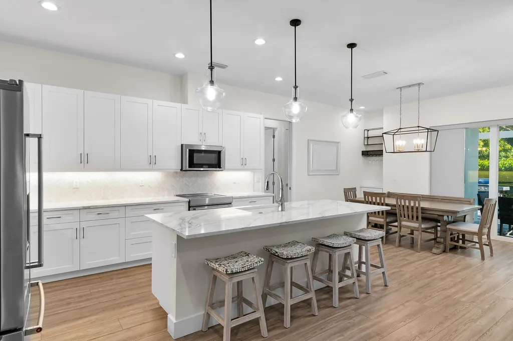 125 Delbrook Way Marco Island FL 34145