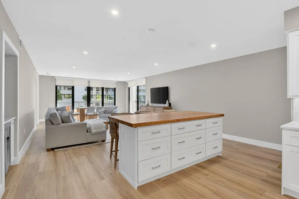 174 S Collier Boulevard S Marco Island FL 34145