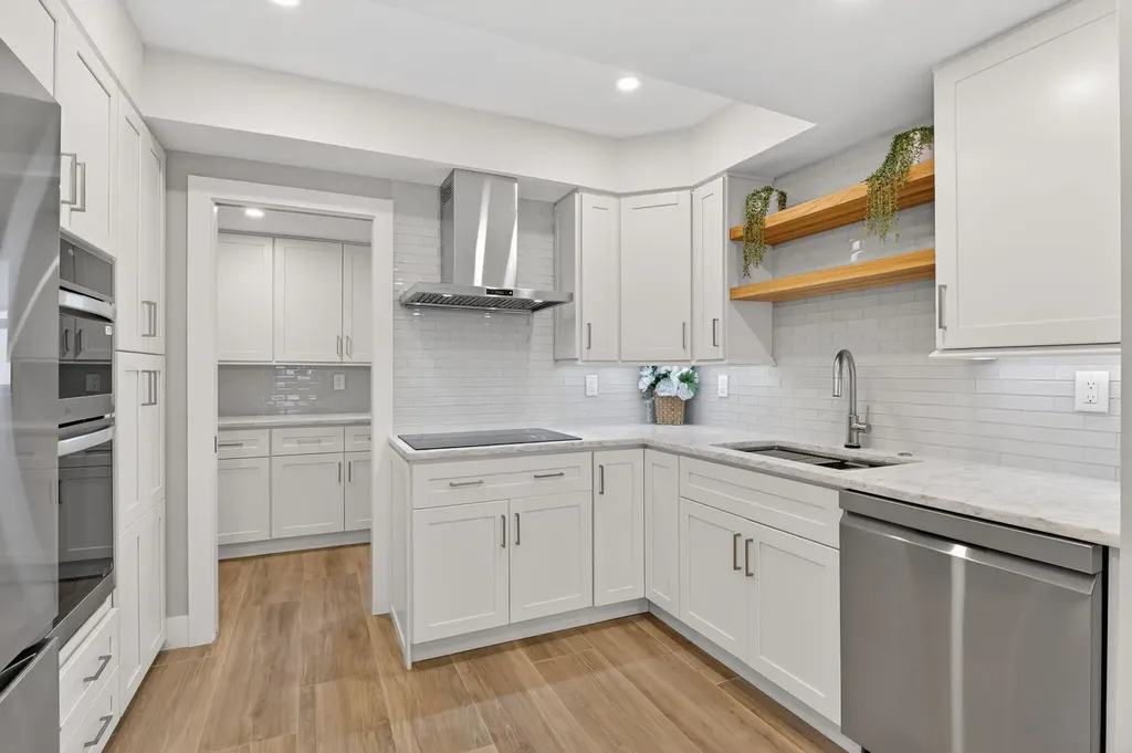 174 S Collier Boulevard S Marco Island FL 34145