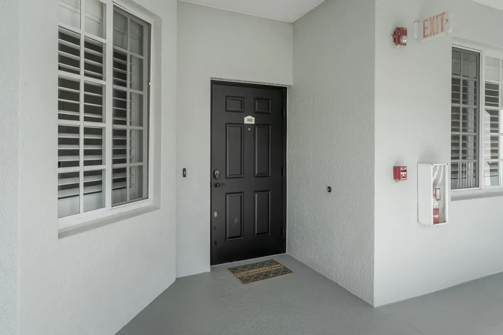 3990 Loblolly Bay Drive Naples FL 34114