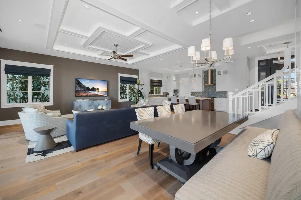 185 15th Street S Naples FL 34102