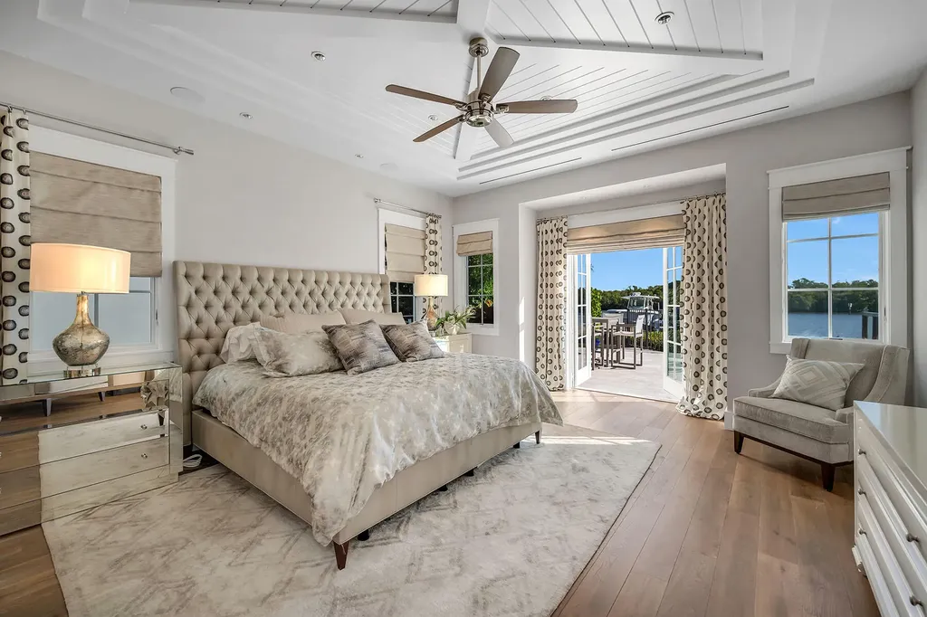 185 15th Street S Naples FL 34102