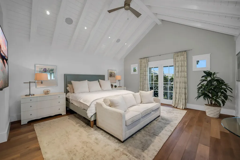 185 15th Street S Naples FL 34102