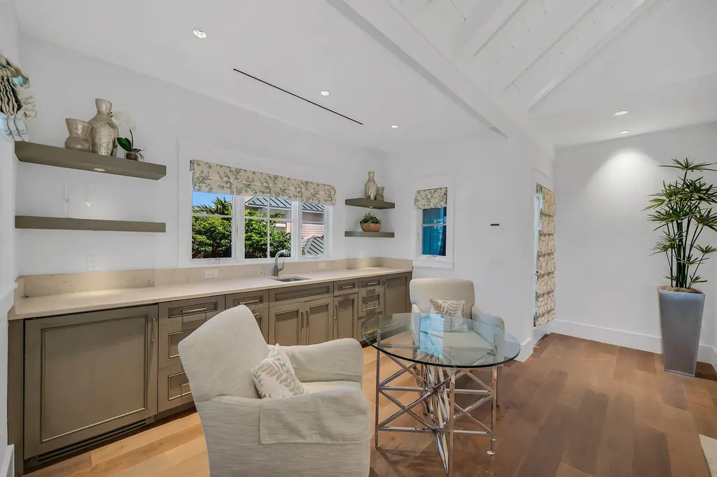 185 15th Street S Naples FL 34102