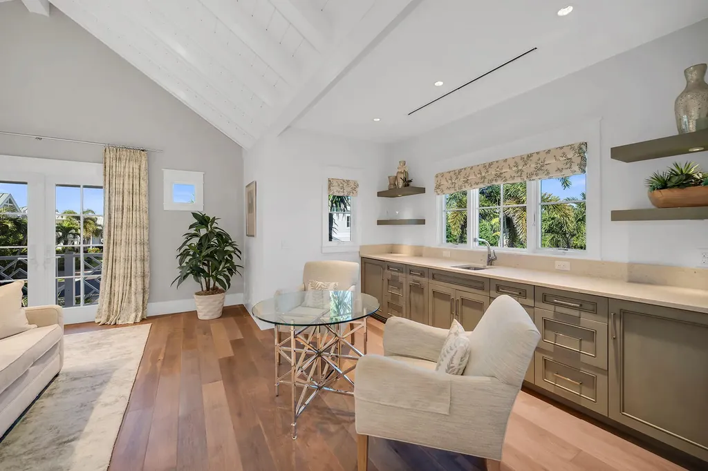 185 15th Street S Naples FL 34102