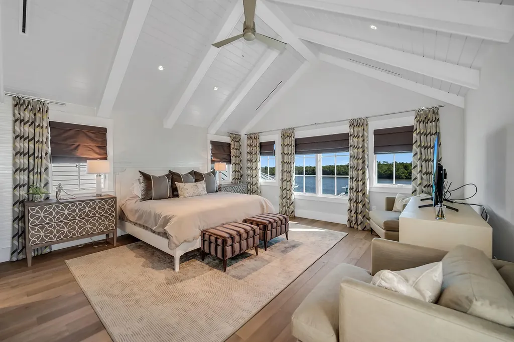 185 15th Street S Naples FL 34102