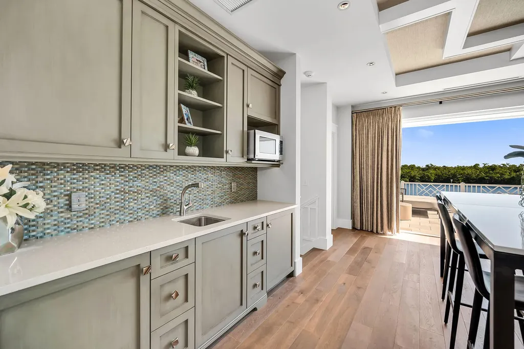 185 15th Street S Naples FL 34102