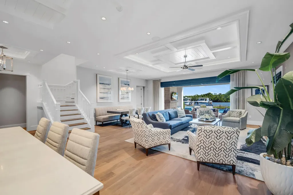 185 15th Street S Naples FL 34102