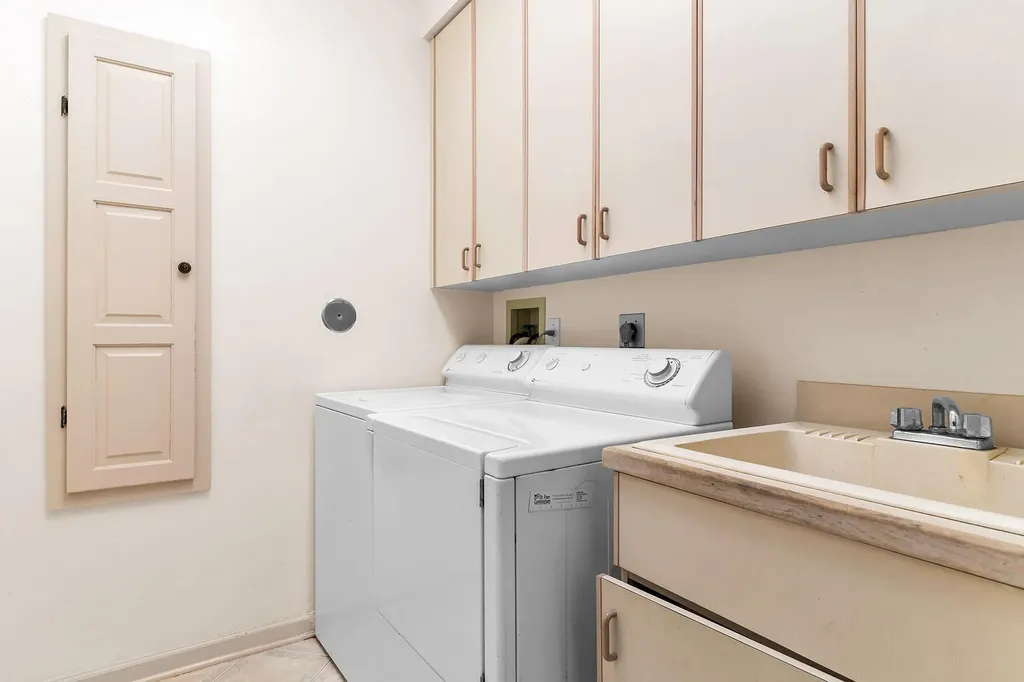 121 Channel Court Marco Island FL 34145