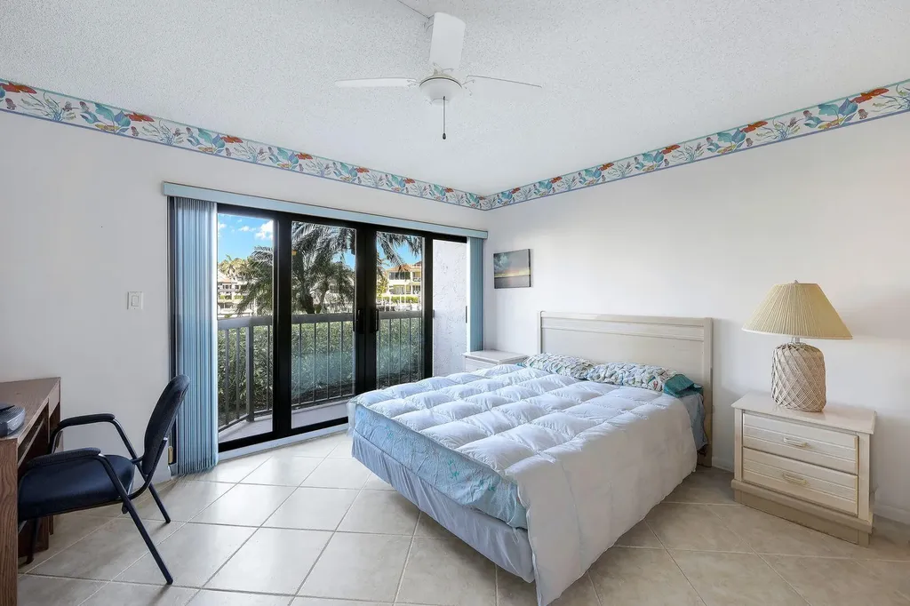 845 Collier Court Marco Island FL 34145