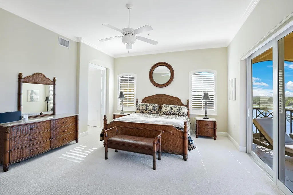 1486 Borghese Lane Naples FL 34114