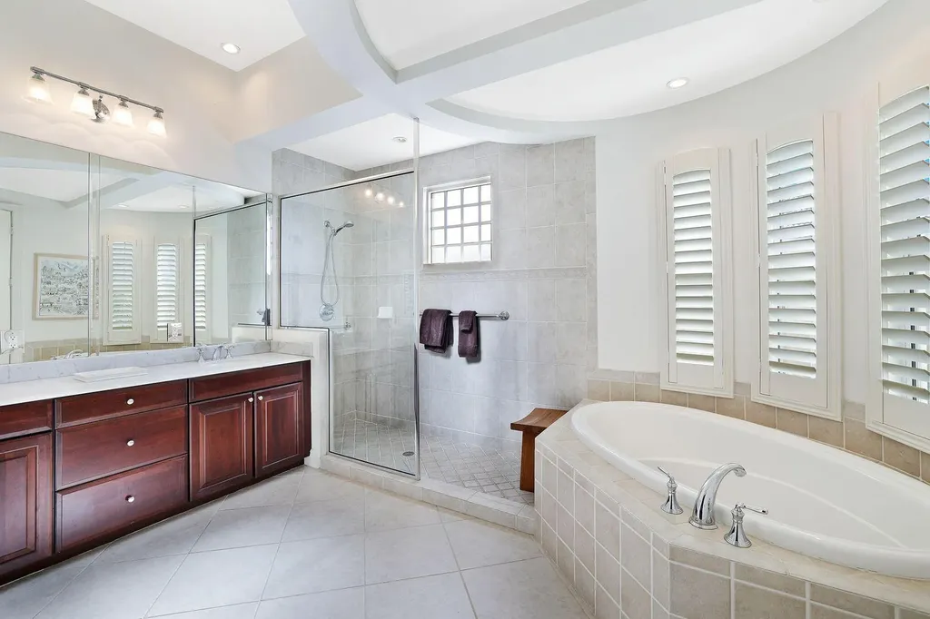 1486 Borghese Lane Naples FL 34114