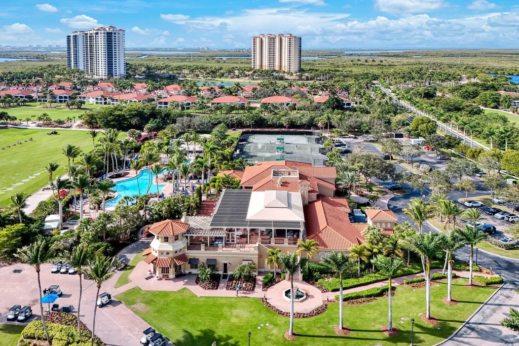 1486 Borghese Lane Naples FL 34114