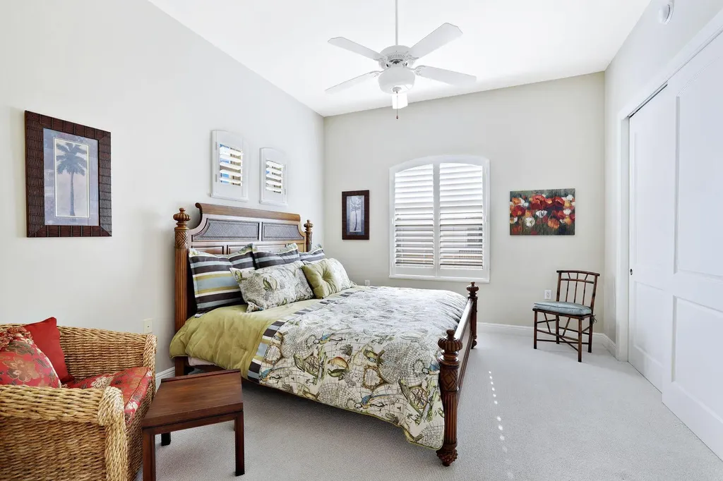 1486 Borghese Lane Naples FL 34114