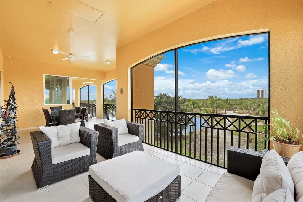 1486 Borghese Lane Naples FL 34114