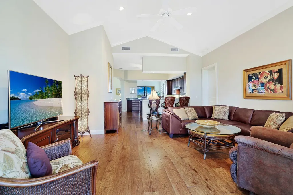 1486 Borghese Lane Naples FL 34114