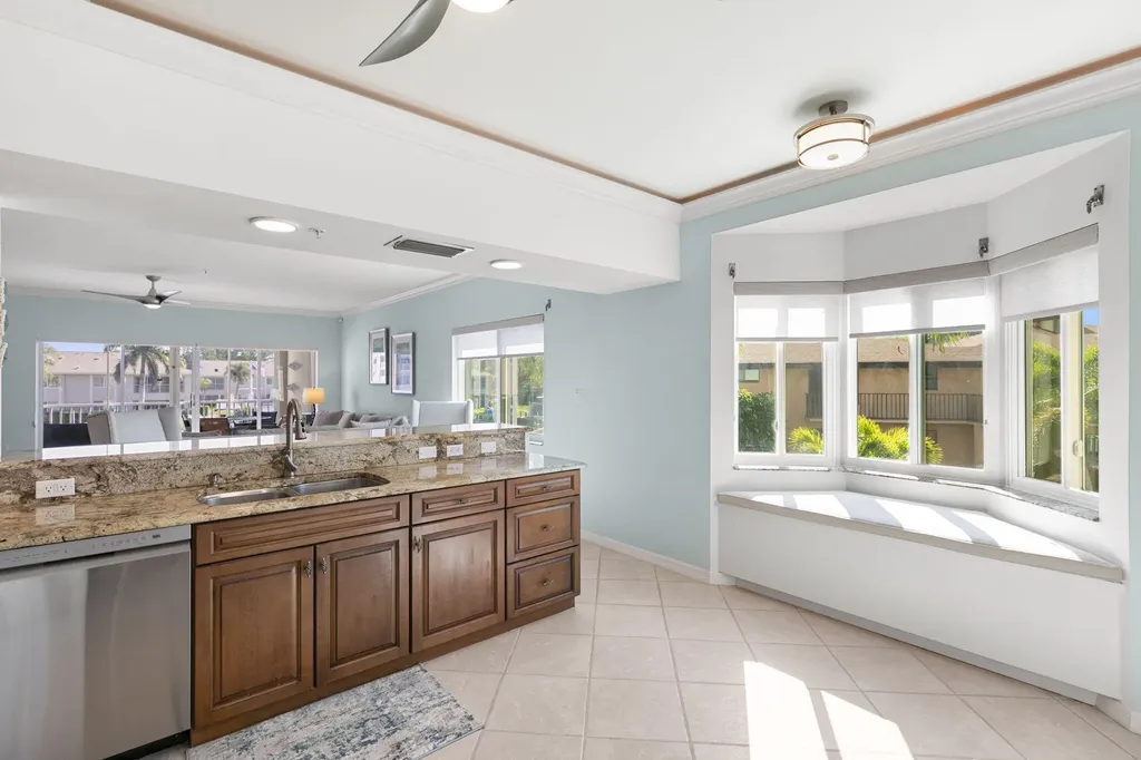 907 Panama Court Marco Island FL 34145