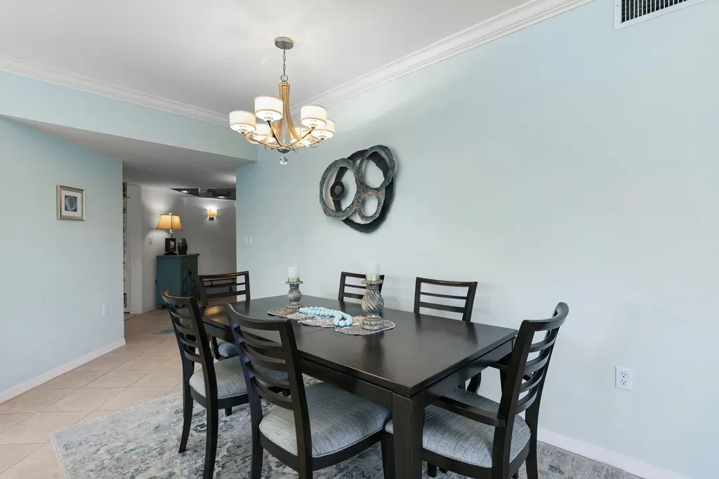 907 Panama Court Marco Island FL 34145