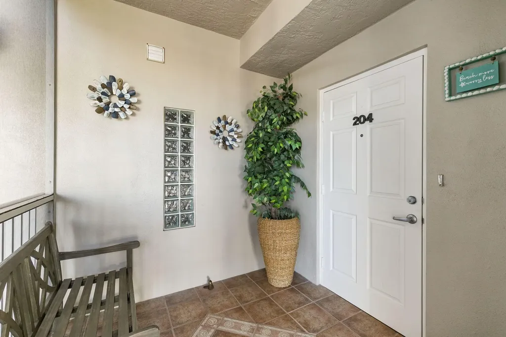 907 Panama Court Marco Island FL 34145