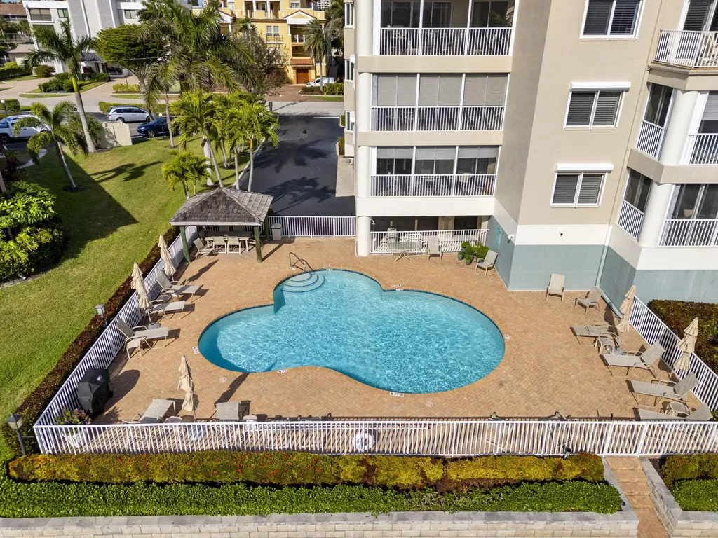 907 Panama Court Marco Island FL 34145