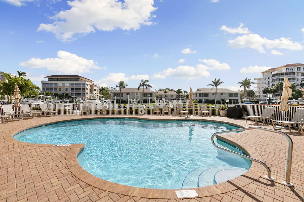 907 Panama Court Marco Island FL 34145