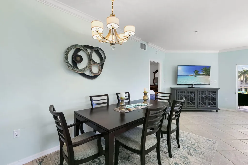 907 Panama Court Marco Island FL 34145