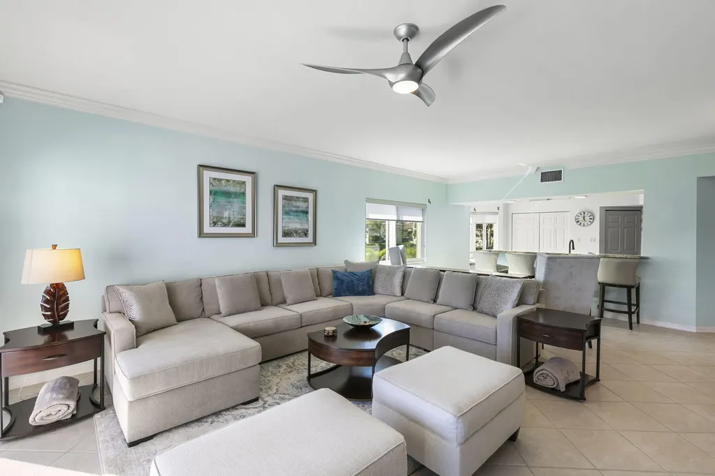 907 Panama Court Marco Island FL 34145