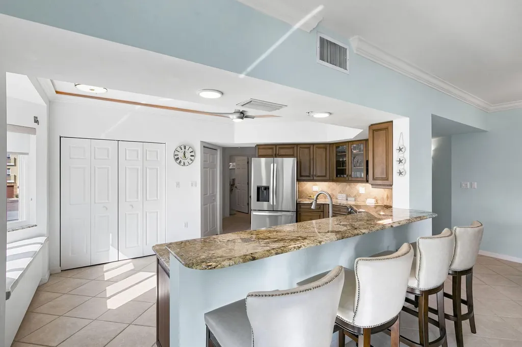 907 Panama Court Marco Island FL 34145