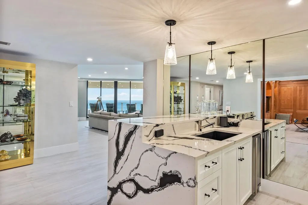 176 S Collier Marco Island FL 34145