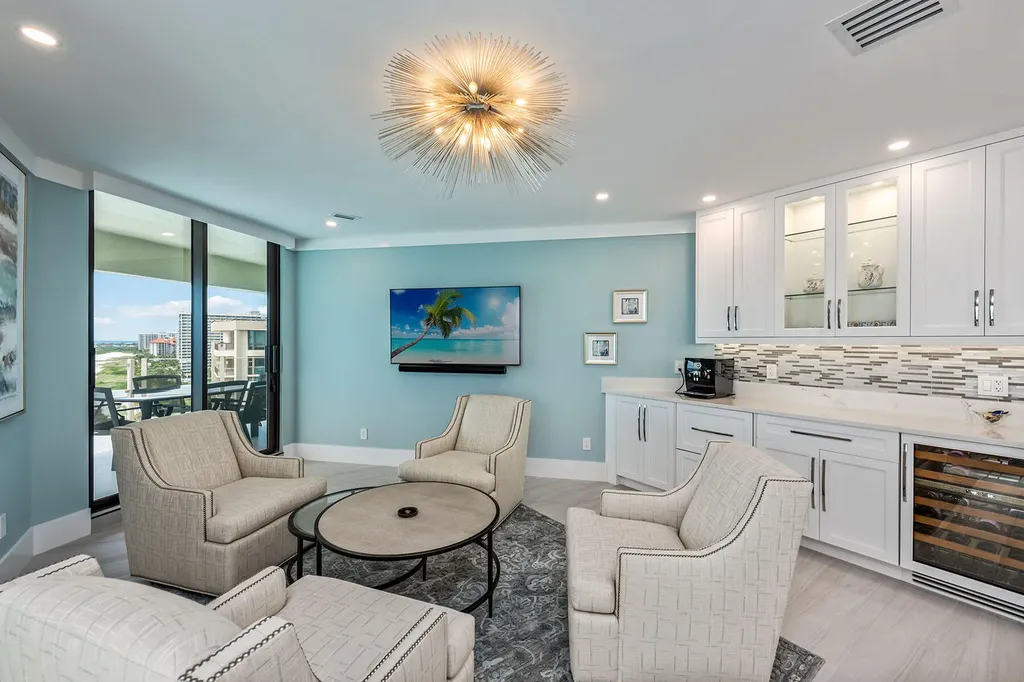 176 S Collier Marco Island FL 34145