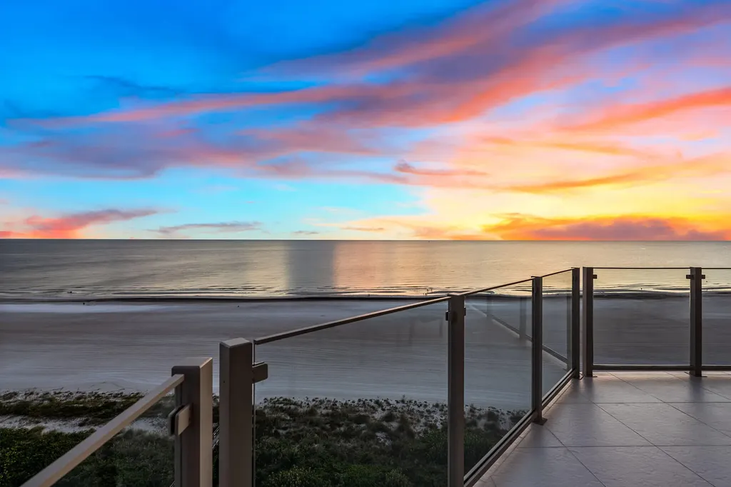 176 S Collier Marco Island FL 34145