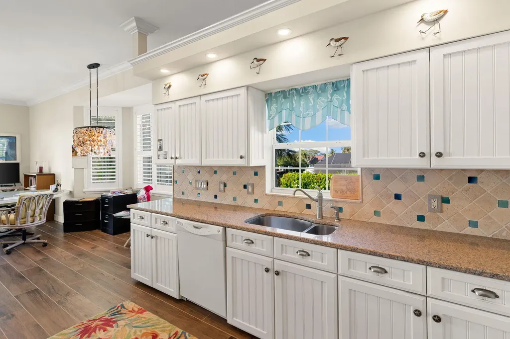 418 Panay Avenue Naples FL 34113